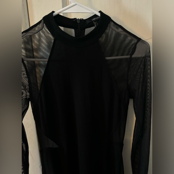 Black dress long sleeve see-through Forever 21 size small - Picture 7 of 8